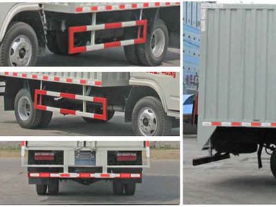 Cheng Liwei  CLW5820X Box type low-speed truck