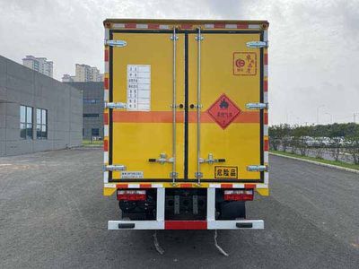 Chusheng  CSC5075XRQ6 Flammable gas box transport vehicle