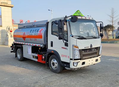 Zhuanli  ZLC5097GYYZC6 Oil tanker