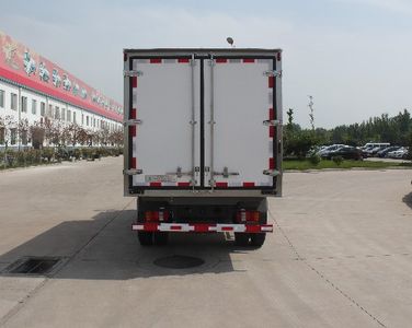 Green Leaf JYJ5047XLCE Refrigerated truck