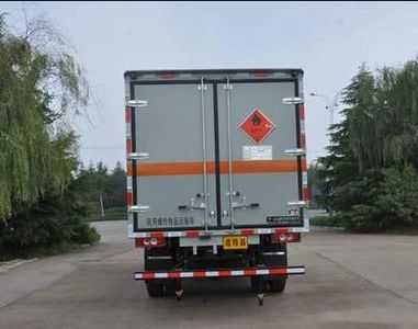 Chunxing  ZZT5080XRQ5 Flammable gas box transport vehicle