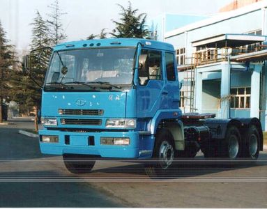 Jiefang Automobile CA4261P2K1T1 6 × 4 flathead diesel semi-trailer tractor