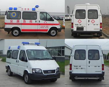 Jiangling Quanshun brand automobiles JX5044XJHMB ambulance