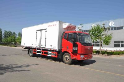 Matsukawa  SCL5167XLC Refrigerated truck