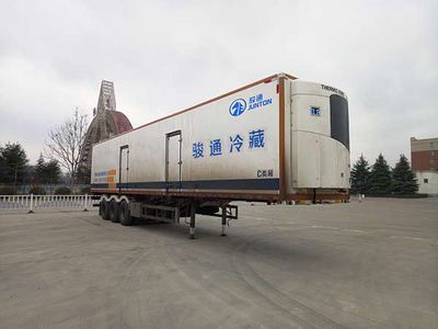 Juntong JF9400XLCRefrigerated semi-trailer