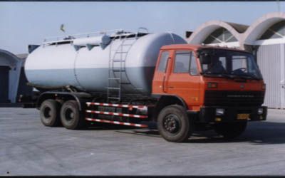 Dongfeng  EQ5208GSN Gas unloading bulk cement tank truck