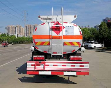 Chufei  CLQ5122GYY5 Oil tanker