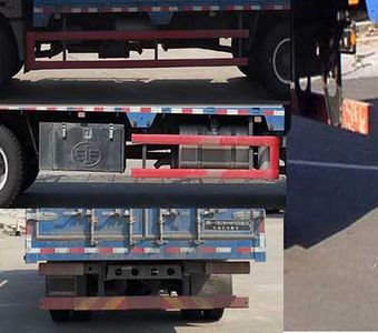 Jiefang Automobile CA5189CCYPK2L2E5A96 Grate type transport vehicle