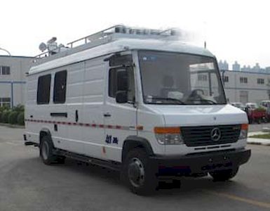 Dima DMT5072XZH Command vehicle