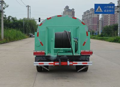 Qintai  QT5070GXS Cleaning the sprinkler truck