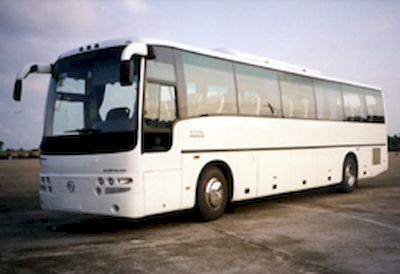 Jinlv  XML6120E21 coach