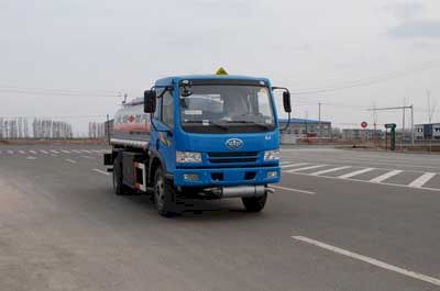 Longdi  CSL5081GJYC Refueling truck