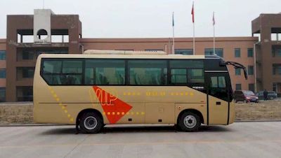 Qilu  BWC6771KA5 coach