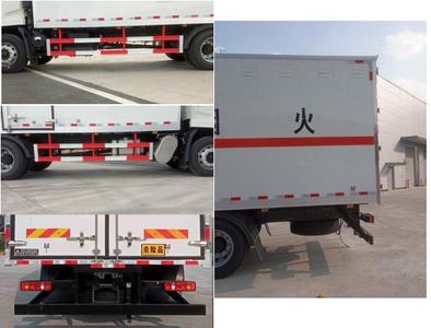 Qijing  QHV5180XRQDF6 Flammable gas box transport vehicle