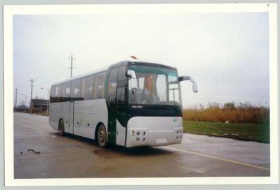 Medium to large  YCK6128HG2 coach