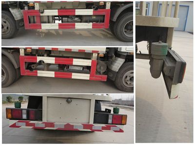 Xunli  LZQ5080GSS Sprinkler truck