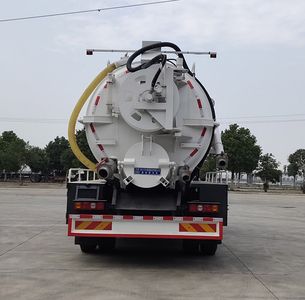 Cheng Li  CL5185GQW6CC Cleaning the suction truck