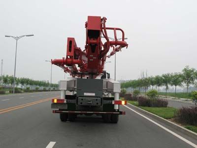 Xinghua brand automobiles LXH5290THB Concrete pump truck