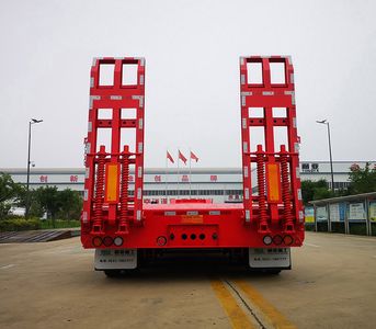 Tonghua  WTY9401TDP1 Low flatbed semi-trailer