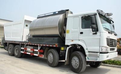 Junqiang  JQ5311TFC Synchronous gravel sealing vehicle