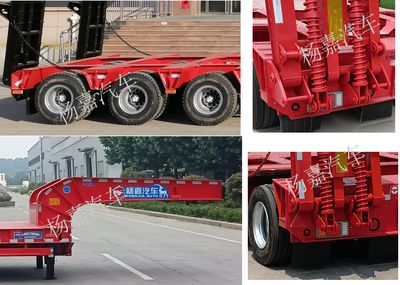 Yangjia  LHL9407TDPA Low flatbed semi-trailer