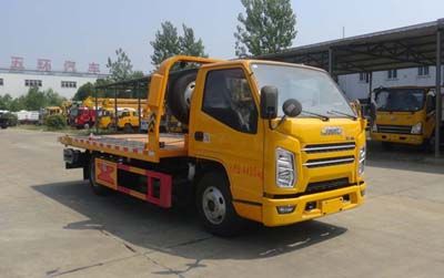 Huatong brand automobiles HCQ5041TQZJX6 Obstacle clearing vehicle