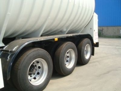 Chart  CTZ9384GDY Low temperature liquid transport semi-trailer