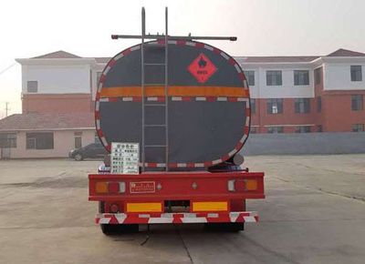 Huachang brand automobiles QDJ9407GRYA Flammable liquid tank transport semi-trailer