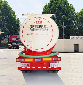 Hualiang Tianhong  LJN9406GFL Low density powder material transportation semi-trailer