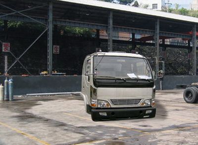 Dongfeng  EQ3071GL Dump truck