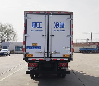 Chatting about work license cars HTL5043XLCAA1 Refrigerated truck