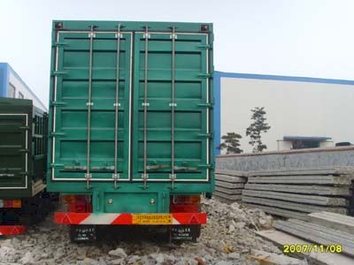 Taicheng  LHT9403CLXY Gantry transport semi-trailer