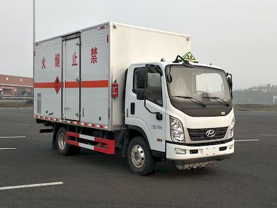 Hyundai  CHM5041XRQZDC33T Flammable gas box transport vehicle