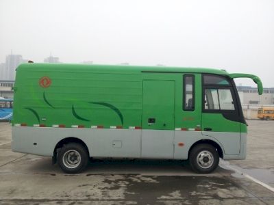 Dongfeng  EQ5040XXY4D Box transport vehicle