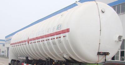 Shengrun  SKW9402GDY1 Low temperature liquid transport semi-trailer