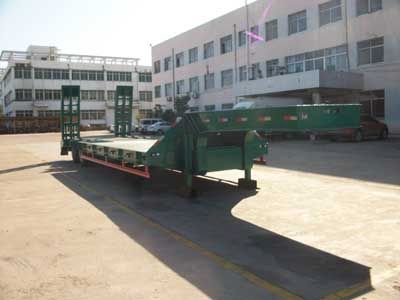 Jilu Hengchi  PG9350TDP Low flatbed semi-trailer