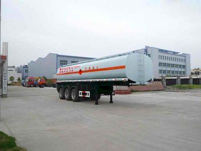 Chufei  CLQ9402GYY Oil transport semi-trailer