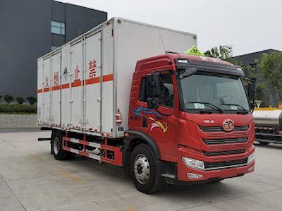 Cheng Liwei  CLW5180XZWC6 Miscellaneous dangerous goods box transport vehicle