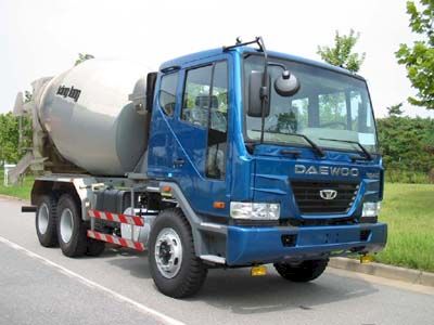 Jinlong  KLQ5250GJB Concrete mixing transport vehicle