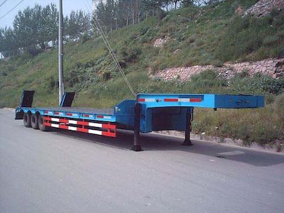 Zhang Tuo license plate car ZTC9401DP Low flatbed semi-trailer