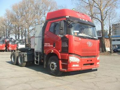 Jiefang Automobile CA4250P66T1A2E22M5 Semi trailer tractor for dangerous goods transportation