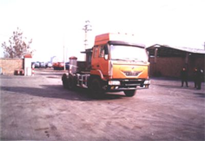 Dongfeng  EQ4250QGX27D Tractor