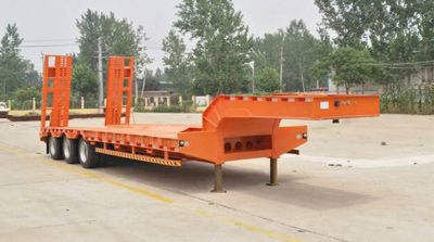 Brilliant Business Car DHH9401TDP Low flatbed semi-trailer