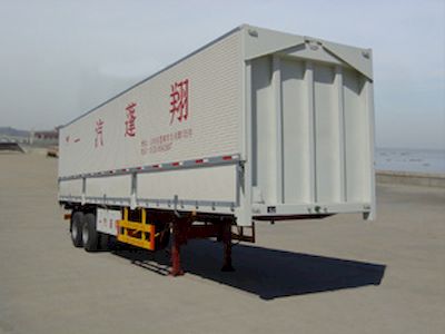 Pengxiang SDG9321XXYBox transport semi-trailer