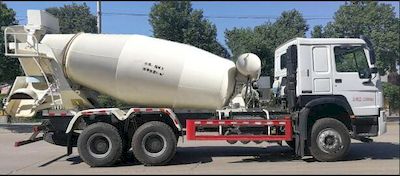 Shantong  SGT5253GJBZ5 Concrete mixing transport vehicle