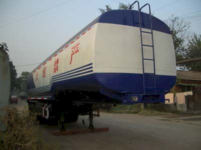 Xianda XT9390GYYOil transport semi-trailer