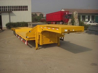 Fuyunxiang JJT9402TDPLow flatbed transport semi-trailer