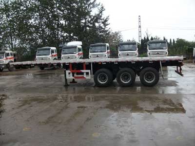 Jilu Hengchi  PG9402P Flat semi-trailer