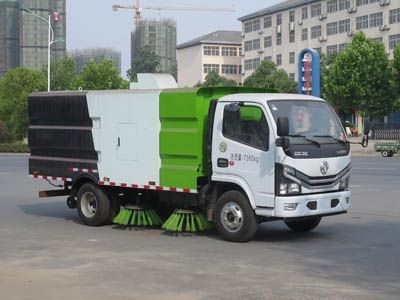 New Dongri  YZR5070TSLE6 Road sweeper