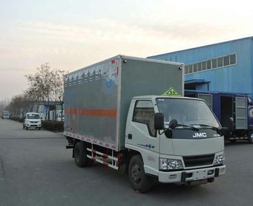 Chunxing  ZZT5060XYN5 Fireworks and firecrackers special transport vehicle